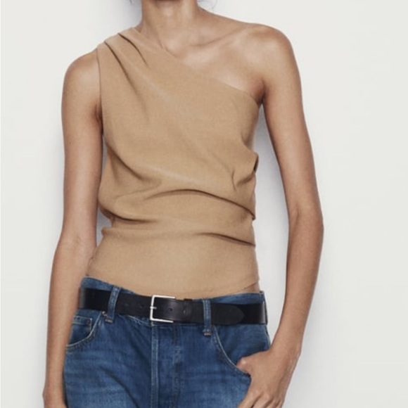 Zara NWT tan one shoulder top with asymmetrical hem & ruched side pleats - Picture 5 of 8